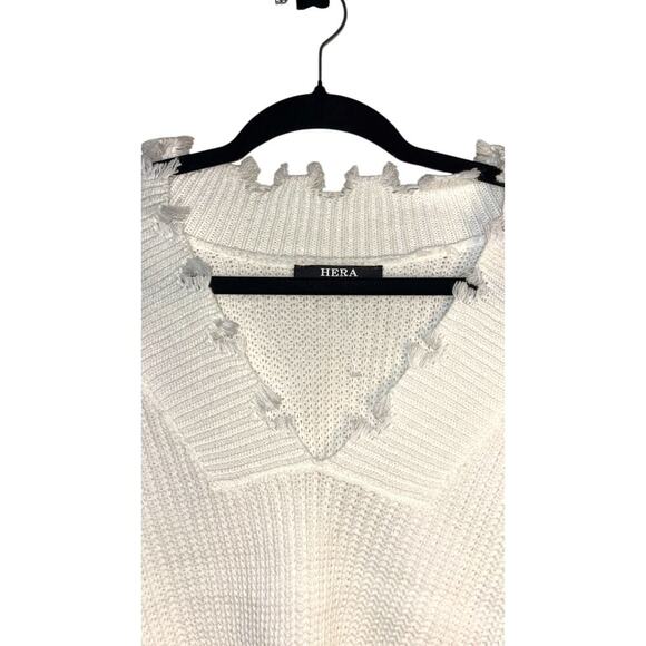 Hera Collection White Distressed V-Neck Cropped Sweater-NWOT - Picture 3 of 8
